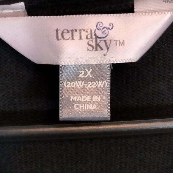 "Terra & Sky" woman's sweater - Picture 8 of 10